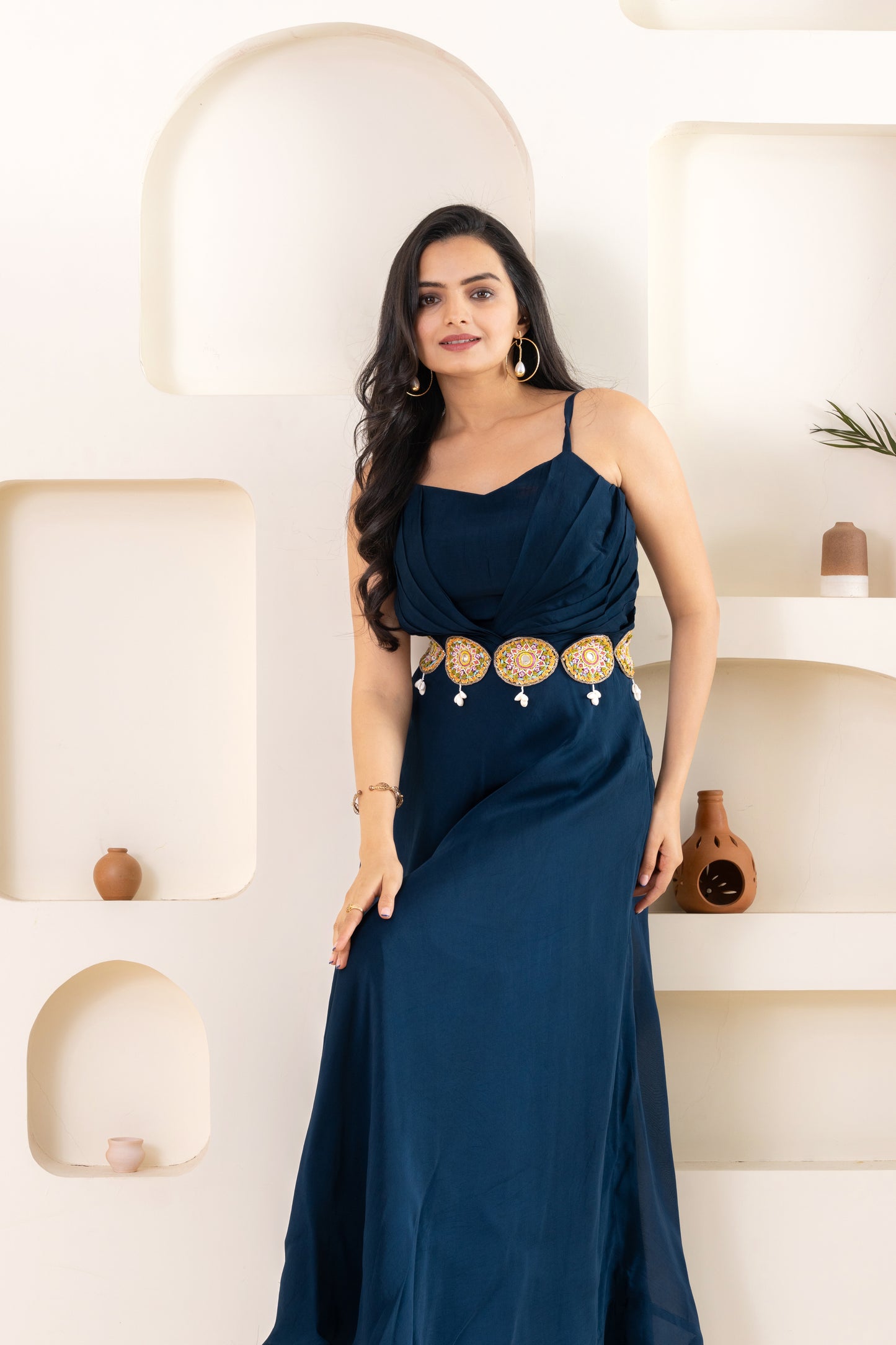 Blue Organza Emnroiderd Gown